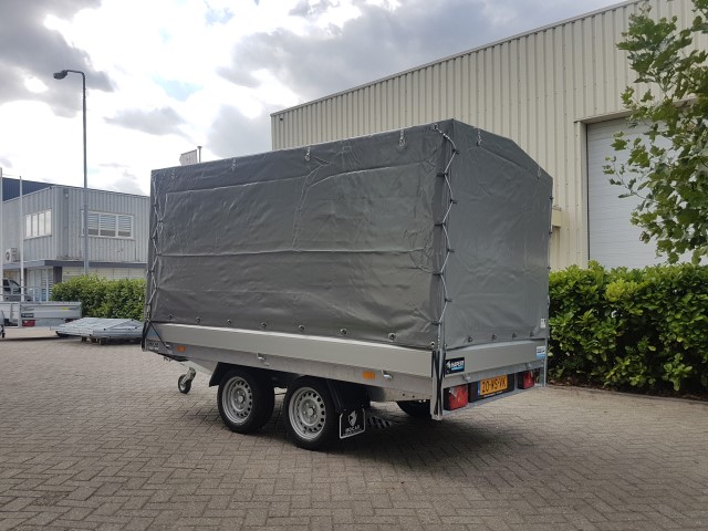 HAPERT Azure H-2 met huif