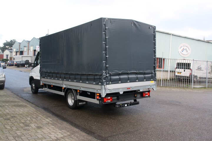 Bakopbouw Iveco chassis incl. huif