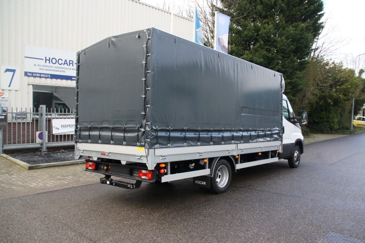 Bakopbouw Iveco chassis incl. huif